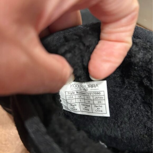 Bundle of 2 pairs Koolaburra by UGG Ladies sz 7 - Picture 8 of 8